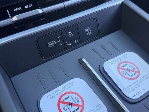 New 2026 Hyundai Santa Fe SE image 19