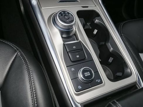Used 2023 Ford Explorer XLT w/ Equipment Group 202A AWD/4WD image 28