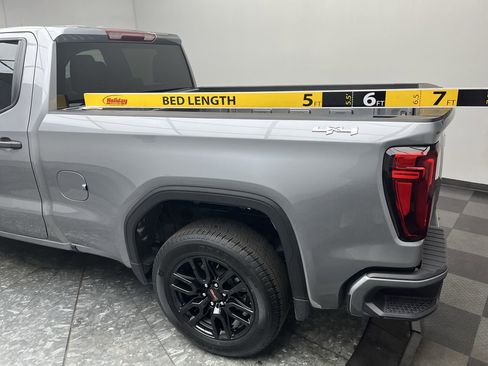 Certified 2023 GMC Sierra 1500 Pro w/ Graphite Edition image 25