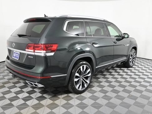 Certified 2022 Volkswagen Atlas SEL Premium image 10