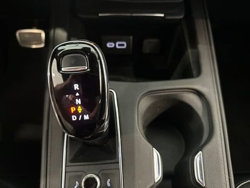 Used 2024 Cadillac XT4 Sport AWD/4WD image 17