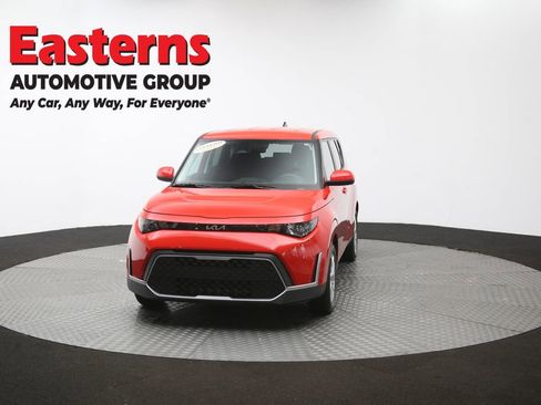 Used 2025 Kia Soul LX w/ LX Technology Package FWD image 53