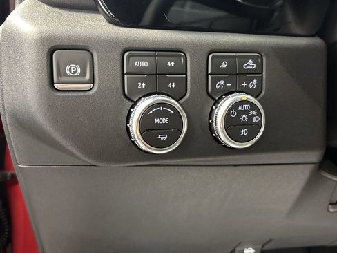 New 2025 GMC Sierra 2500 SLT w/ SLT Premium Package image 43