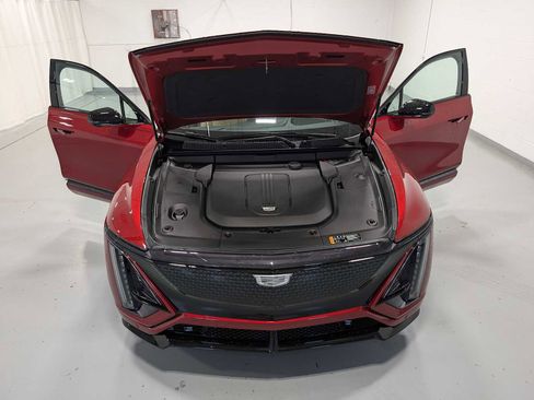New 2026 Cadillac Lyriq V image 14