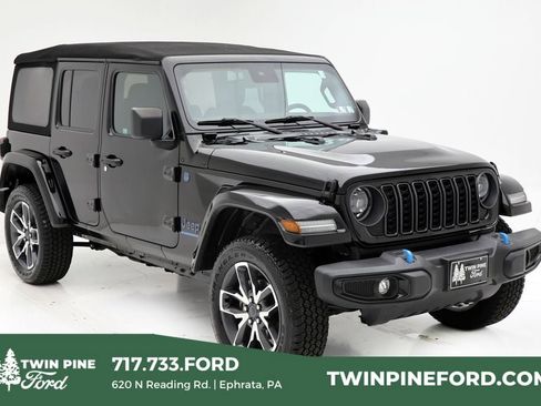 Used 2024 Jeep Wrangler Unlimited w/ Convenience Group image 1