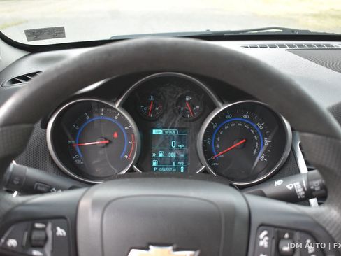 Used 2015 Chevrolet Cruze LT w/ Sun And Sound Package FWD image 23