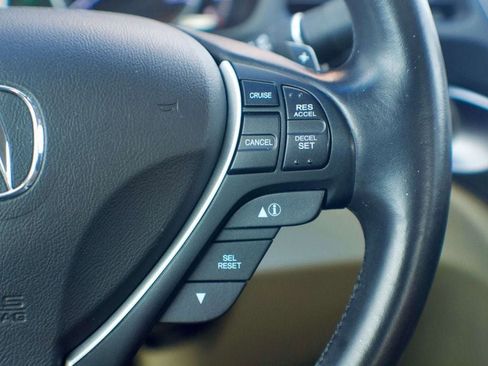 Used 2014 Acura ILX w/ Premium Package image 16