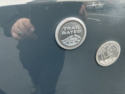 Used 2017 Jeep Wrangler Unlimited Sport w/ Connectivity Group image 28