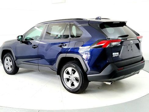 Used 2024 Toyota RAV4 XLE w/ Convenience Package AWD/4WD image 4