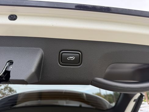 New 2026 Kia Sportage SX image 18