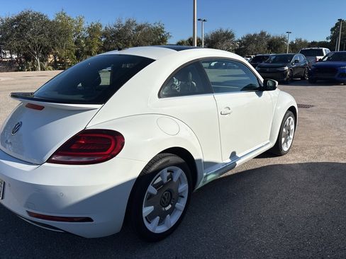 Used 2019 Volkswagen Beetle 2.0T Final Edition SEL image 10