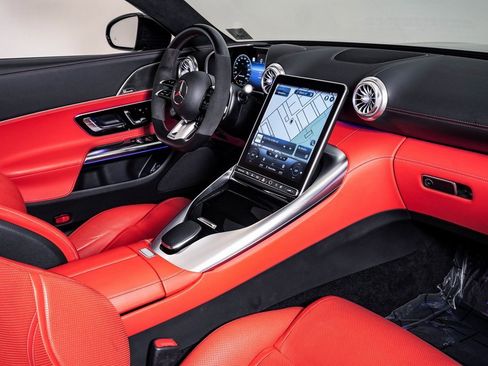 Used 2022 Mercedes-Benz SL 63 AMG SL 63 AMGﾮ image 18