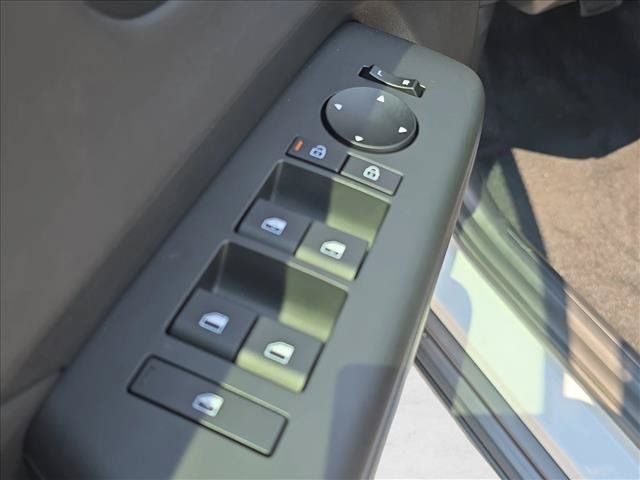New 2026 Hyundai Kona SEL Premium FWD image 11