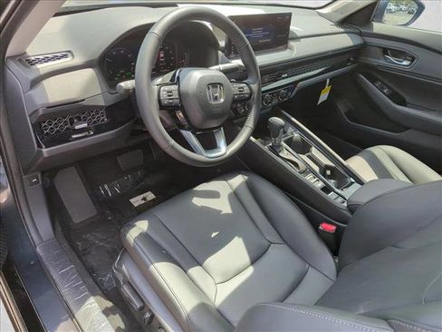 Used 2024 Honda Accord Touring image 3