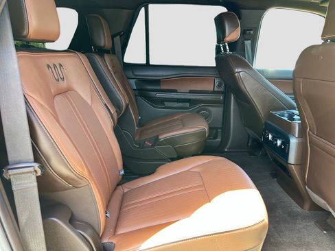 Used 2024 Ford Expedition Max King Ranch RWD image 30