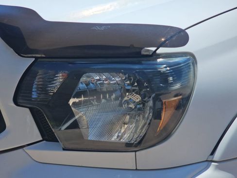 Used 2014 Toyota Tacoma 4x4 Double Cab w/ TRD Sport Package image 31