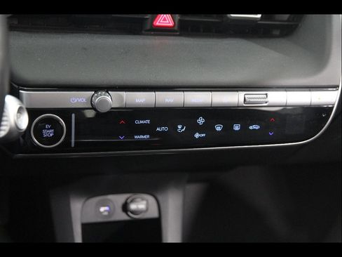 Certified 2024 Hyundai Ioniq 5 SEL AWD/4WD image 15