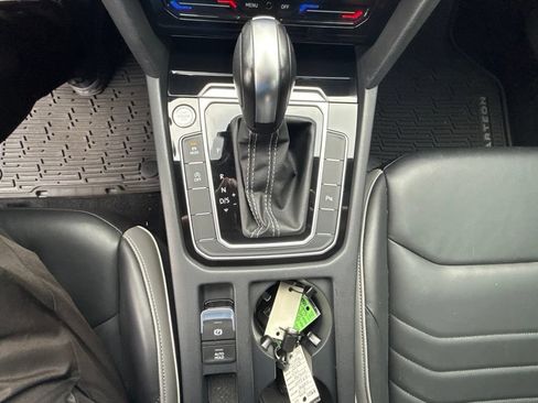 Certified 2023 Volkswagen Arteon SEL AWD/4WD image 16