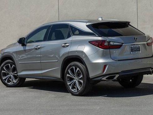 Used 2018 Lexus RX 350 FWD w/ Premium Package image 3