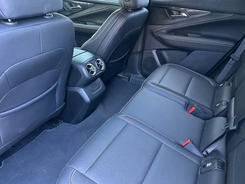Used 2024 Chevrolet Blazer EV LT AWD/4WD image 14