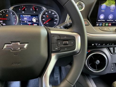 Used 2021 Chevrolet Blazer LT AWD/4WD image 12
