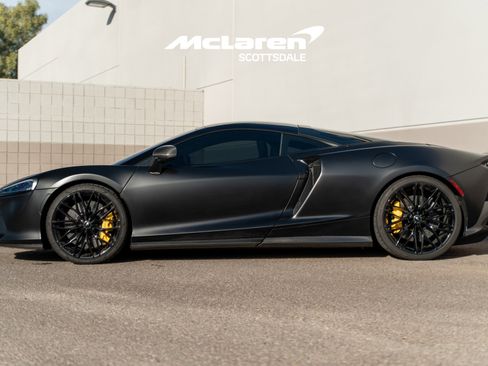 Used 2023 McLaren GT RWD image 4