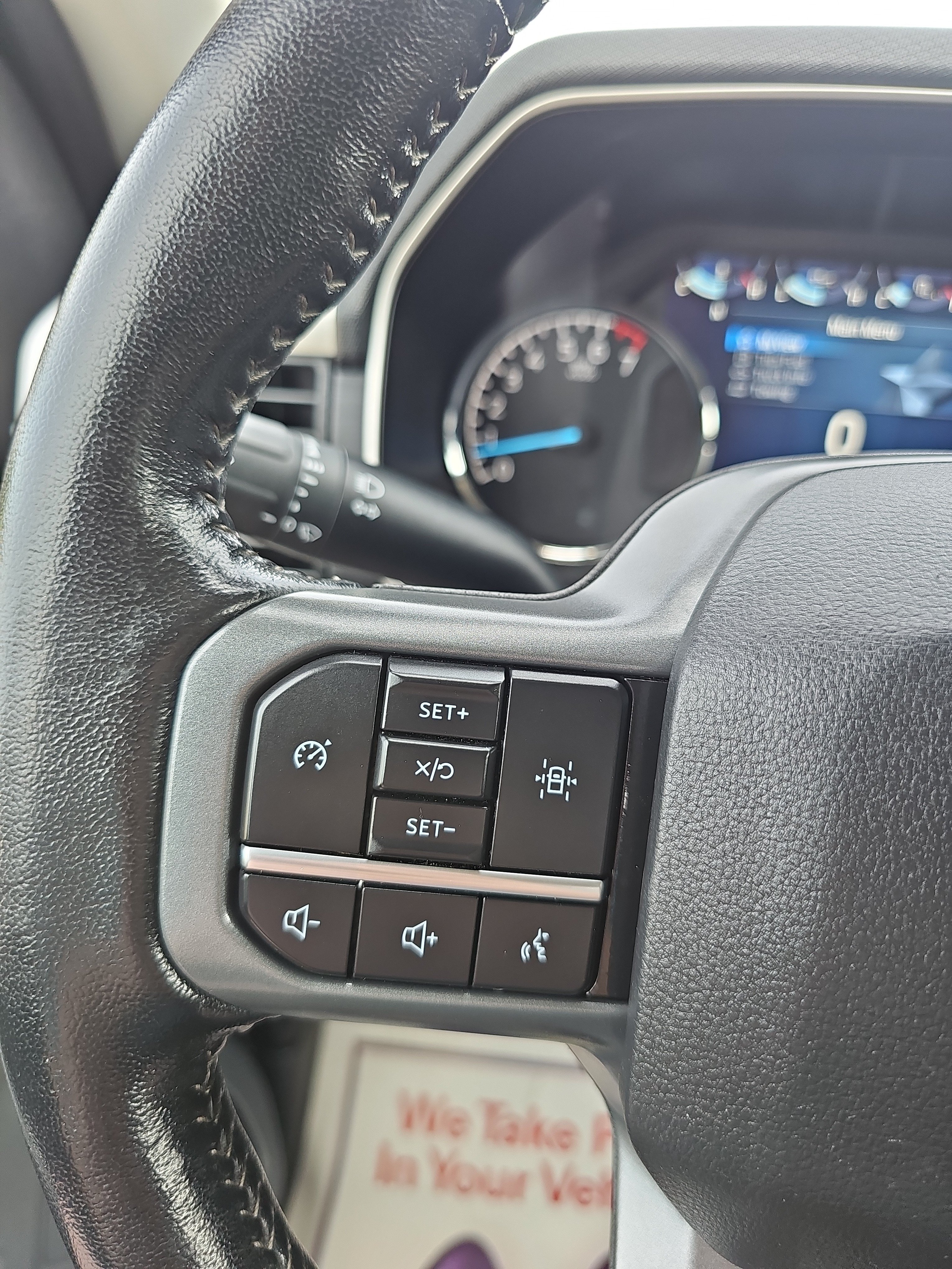 Used 2022 Ford F150 XLT w/ Equipment Group 302A High RWD image 25