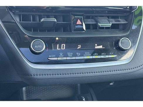 Used 2023 Toyota Corolla XLE image 23