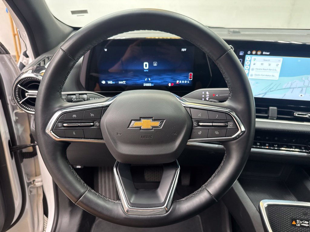 Used 2025 Chevrolet Equinox LT w/ Convenience Package II AWD/4WD image 17