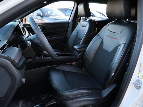 Used 2023 Jeep Compass Trailhawk w/ Trailhawk Convenience Group image 15