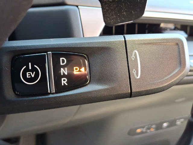Used 2024 Kia EV9 Wind AWD/4WD image 11