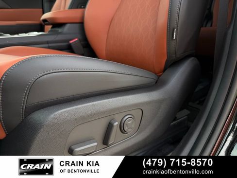 New 2026 Kia Carnival EX FWD image 12