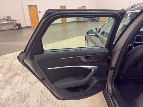 Used 2022 Audi A6 3.0T allroad Prestige image 13