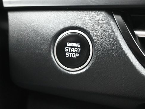 Certified 2024 Kia Seltos EX image 26