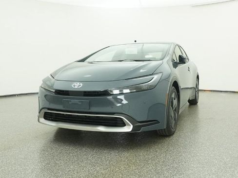 New 2026 Toyota Prius Plug-In Hybrid image 5