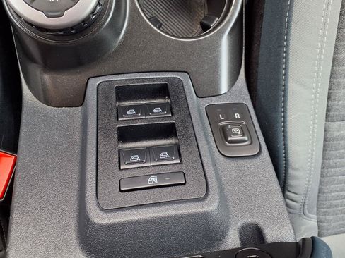 Used 2022 Ford Bronco Outer Banks AWD/4WD image 25