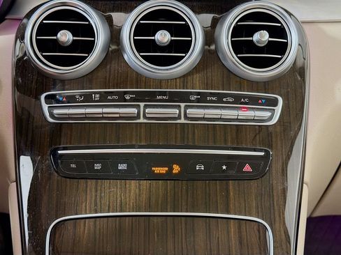 Certified 2022 Mercedes-Benz GLC 300 4MATIC image 18