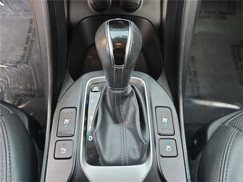 Used 2018 Hyundai Santa Fe Sport image 23