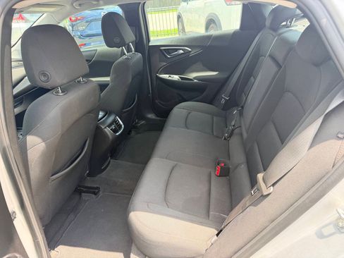 Used 2021 Chevrolet Malibu LT FWD image 26