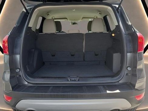 Used 2019 Ford Escape SE AWD/4WD image 8