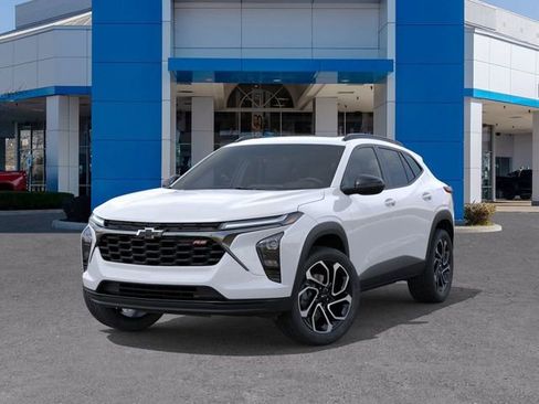 New 2026 Chevrolet Trax RS w/ Sunroof Package image 6