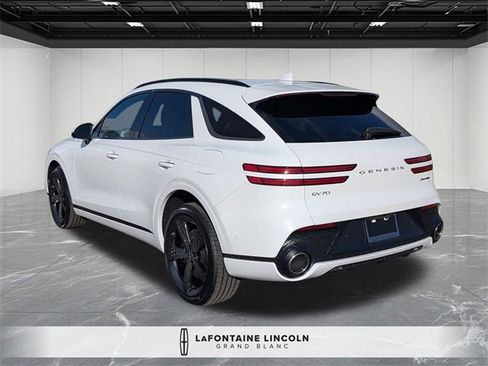 Used 2025 Genesis GV70 3.5T Sport w/ Sport Advanced Package image 3