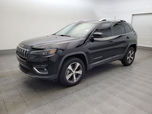 Used 2020 Jeep Cherokee Limited w/ Technology Group image 2