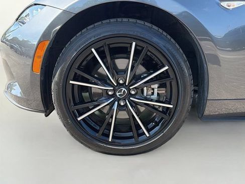 Used 2025 MAZDA MX-5 Miata RF Grand Touring RWD image 36