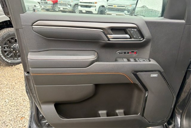 Used 2023 GMC Sierra 1500 AT4 w/ AT4 Premium Package AWD/4WD image 17