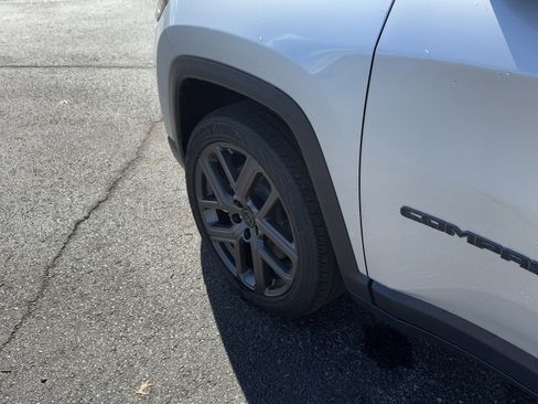 New 2026 Jeep Compass Limited image 10