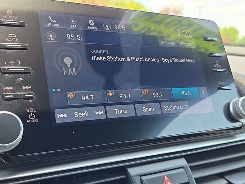 Used 2022 Honda Accord Sport image 34