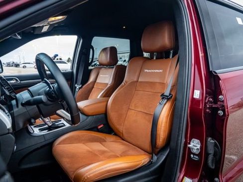 Used 2021 Jeep Grand Cherokee Trackhawk image 16