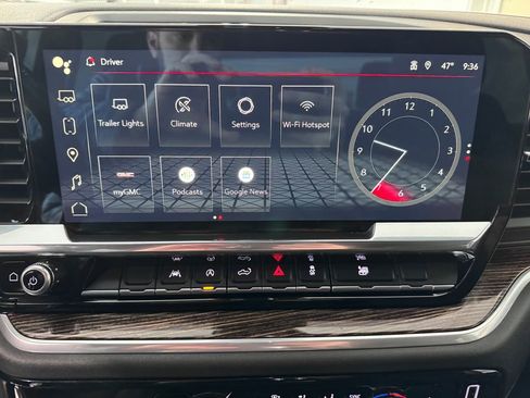 Certified 2022 GMC Sierra 1500 Elevation image 19