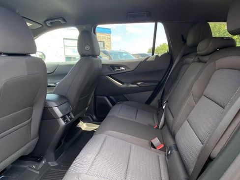 New 2026 Chevrolet Equinox LT w/ LPO, Floor Liner Package image 13